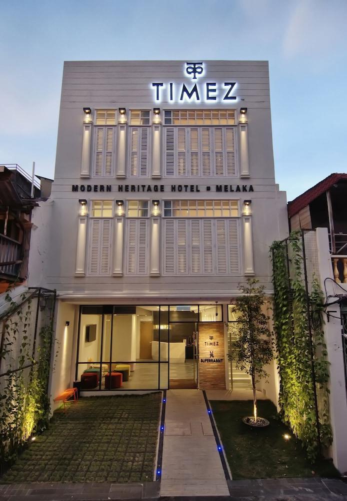 Timez Hotel Melaka Экстерьер фото