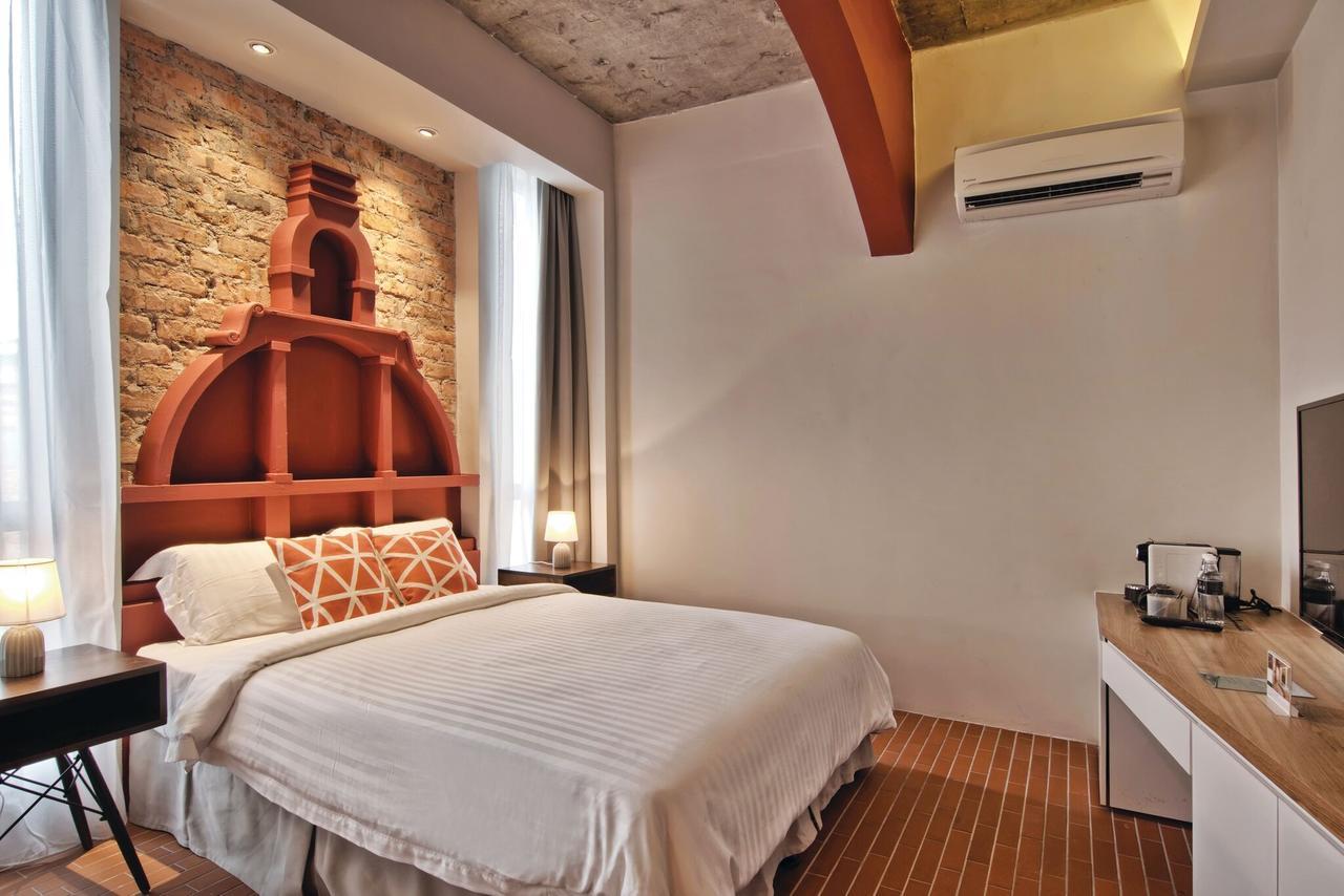 Timez Hotel Melaka Экстерьер фото