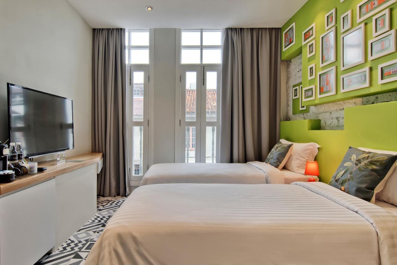 Timez Hotel Melaka Экстерьер фото