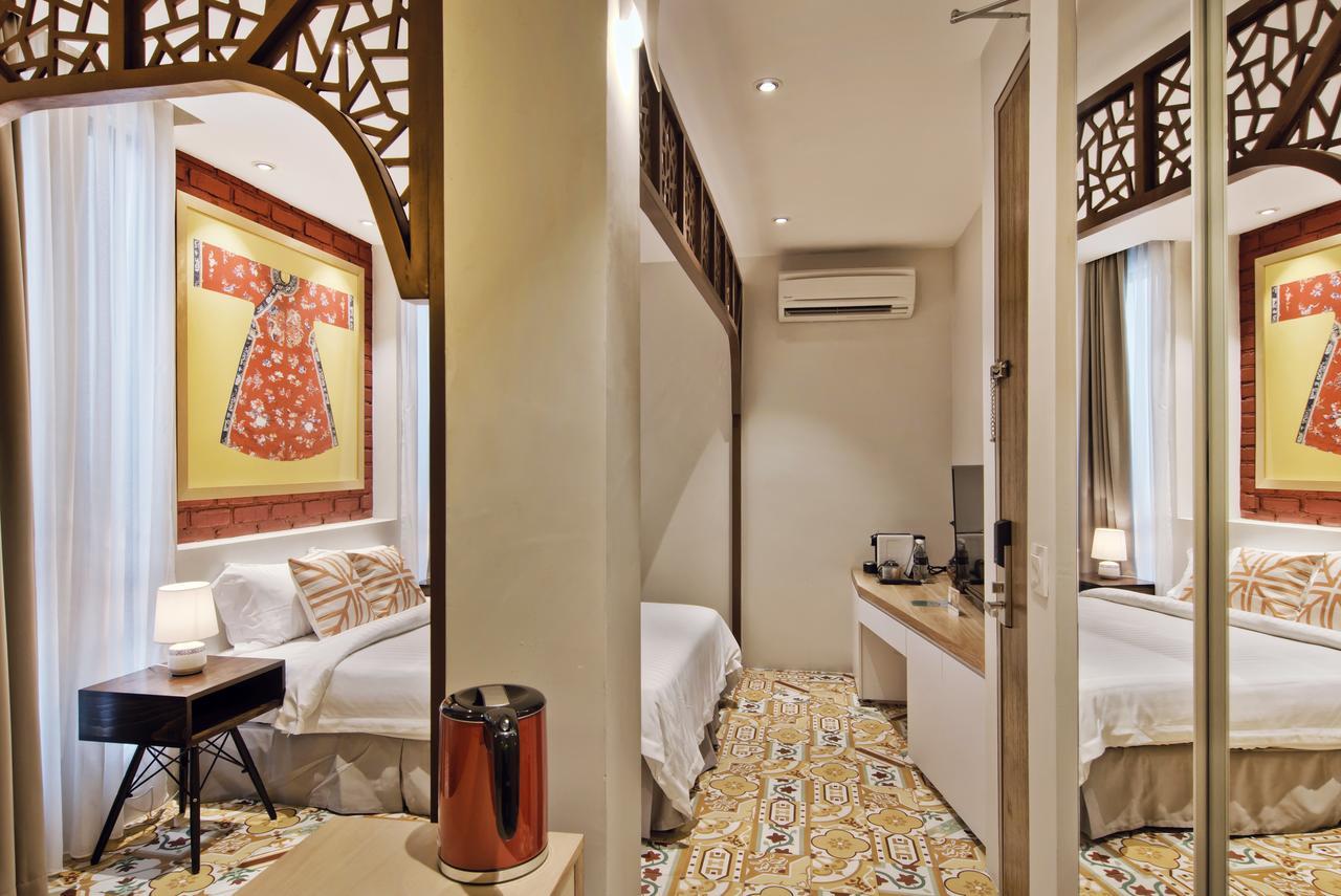 Timez Hotel Melaka Экстерьер фото
